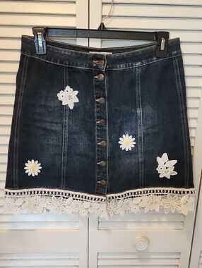 Mudd Dark Blue Denim Mini Skirt with White Lace & Floral Appliqués